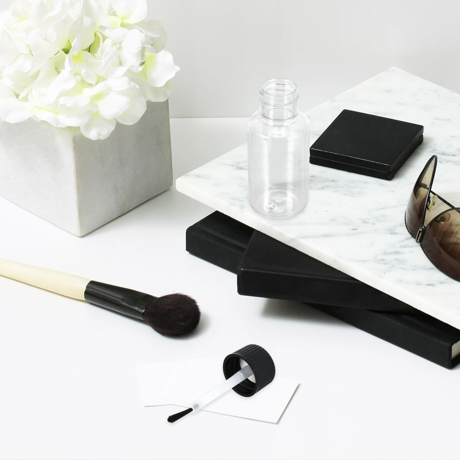 6 contenitori per smalto ricaricabili da 20 ml, bottiglie vuote trasparenti con pennello per design a pompa di stoccaggio di liquidi fai da te per nail art