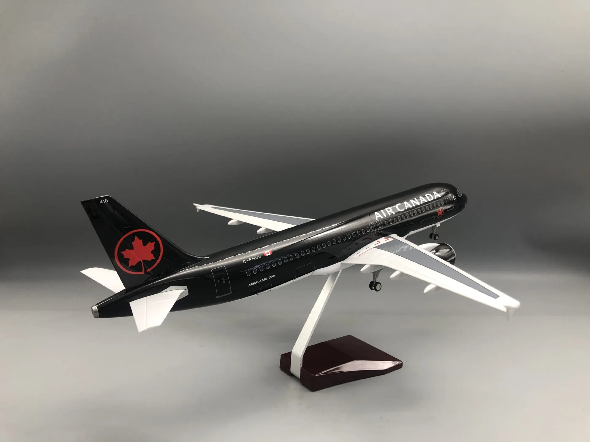 1/80 Scale Aircraft Air Canada a320 Plane Model Diecast Resin Replica Collectible for Aviation Enthusiast home decor airplane