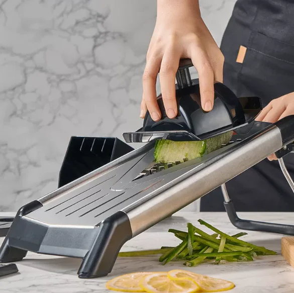 V-Blade 5-in-1 Vegetable Slicer, Stainless Steel Mandoline for Potato, Carrot & Cucumber - Julienne & Shredder Tool
