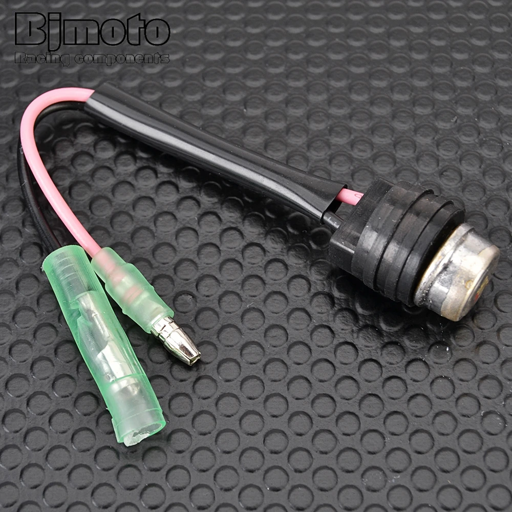 Motorcycle Water Temp Temperature Sensor For Yamaha 200HP E48C C55 688-82560-10 25HP 40HP 50HP 60HP 70HP 75HP 80HP 85HP 90HP