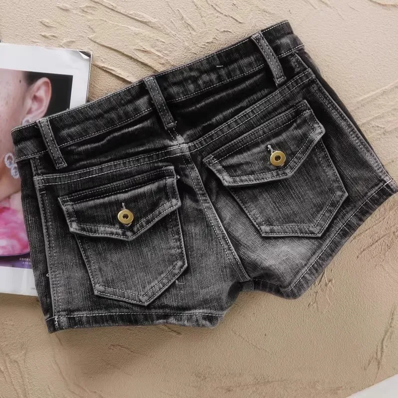 

Black Vintage Washed Denim Shorts, Low Waist Slim Fit Hot Pants, Casual Daily Streetwear for Women