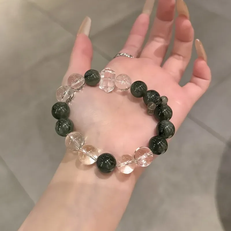 Natural green hair crystal white crystal bracelet attracts wealth and grandeur, simple and high-end design gives gifts to