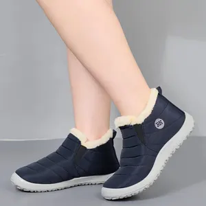 Botas de neve impermeáveis para mulheres Botas de tornozelo causais, tamanho positivo, pele quente, sapatos de algodão, pelúcia, inverno 10 principais vendas botas feminina plus size - №3