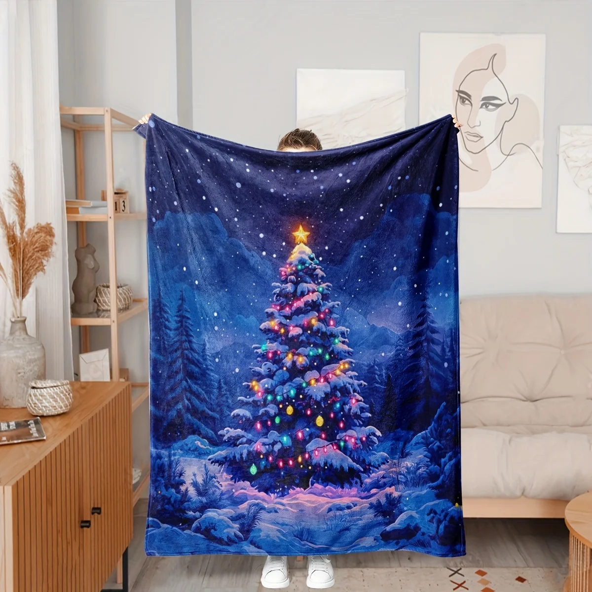 1pc Christmas Tree & Snowflake Printed Throw Blanket, Happy Christmas Design, All‑Season Multi‑Purpose Holiday Blanket