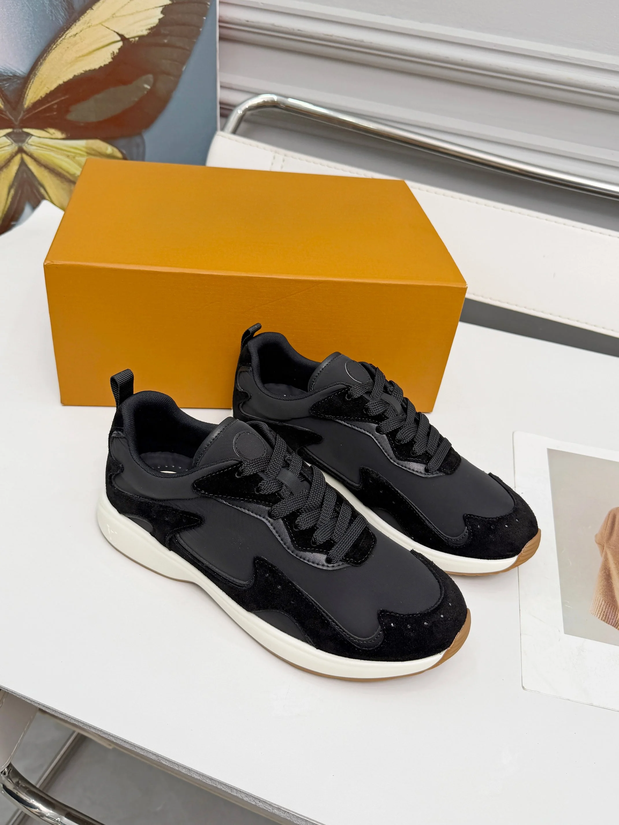 Lightweight Platform Unisex Board Sneakers Height Increasing Skateboard Shoes Anti Slip Wear Resistant Sole Fashion Casual Footwear Men Women Street Dating Daily Matching Couple Shoes