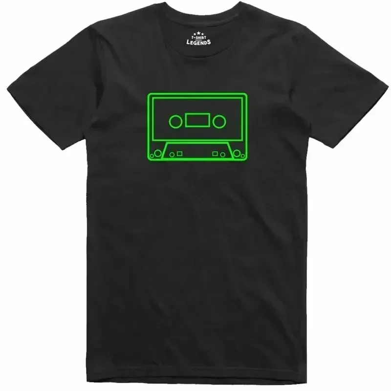 Camiseta Hombre 80's Audio C90 Casete Cinta Brillo The Dark Estampa Retro Música T shirt