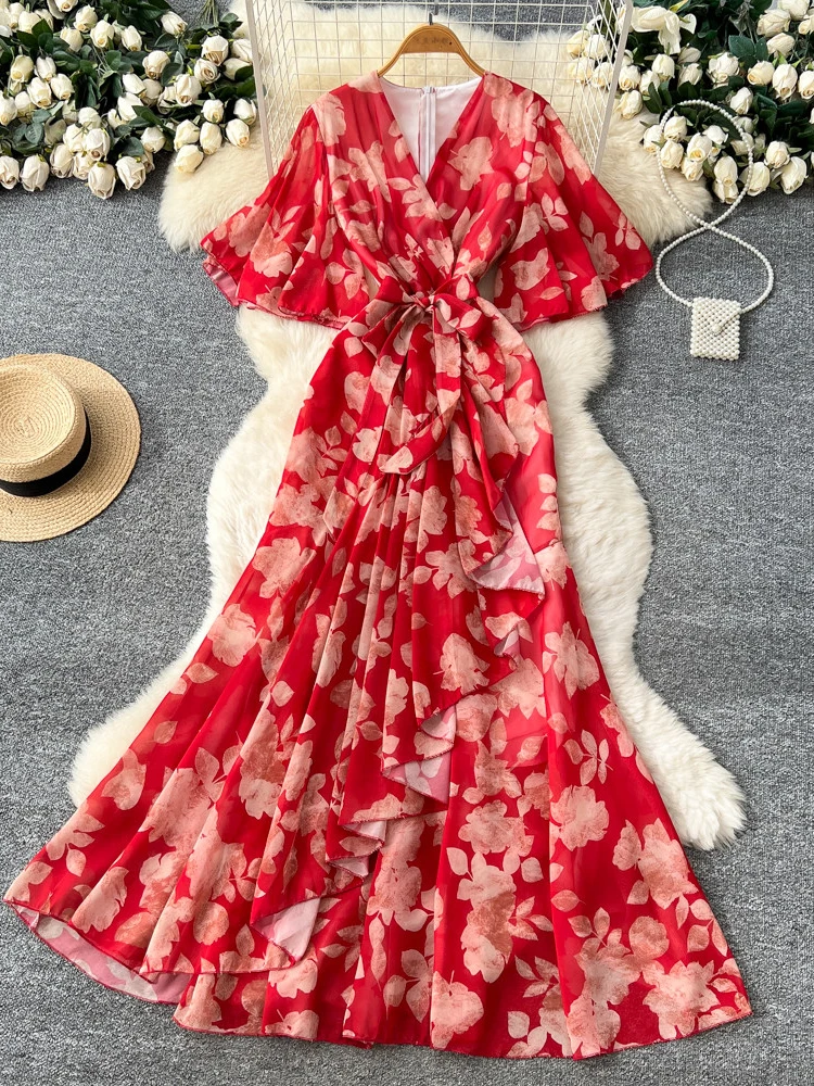 2026 New Summer Women's Short Sleeved Chiffon Dress French Holiday Strap Waist V-neck Irregular Printed Long Dress Y36