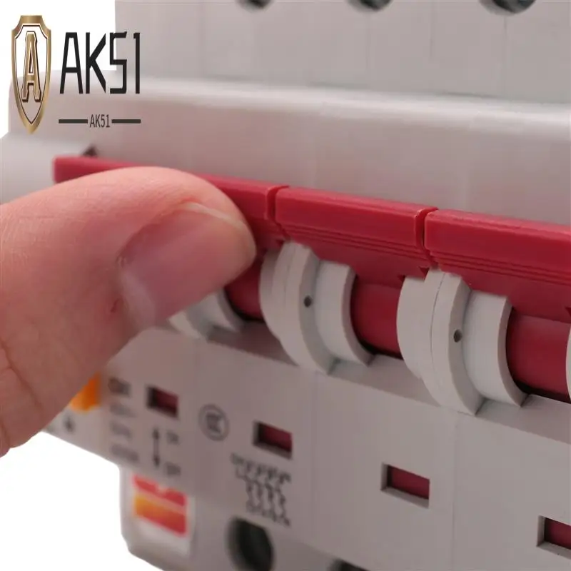 

AK51-1 шт. 80A Wi-Fi умный автоматический выключатель автоматический выключатель защита от перегрузки и короткого замыкания (4P)