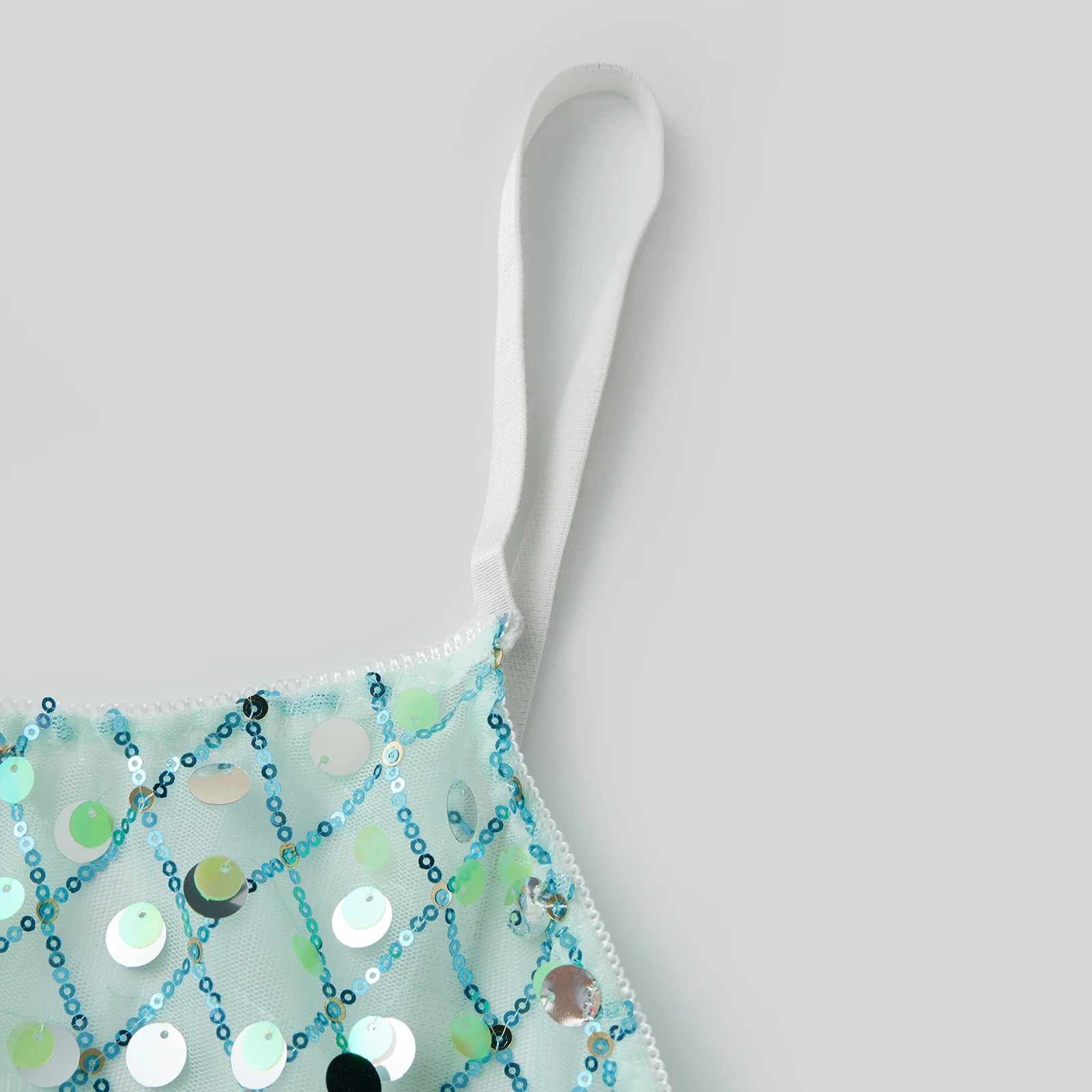 المرأة مثير بقماش شفاف فستان طويل السباغيتي الأشرطة عارية الذراعين الترتر انظر من خلال الشق فساتين الصيف