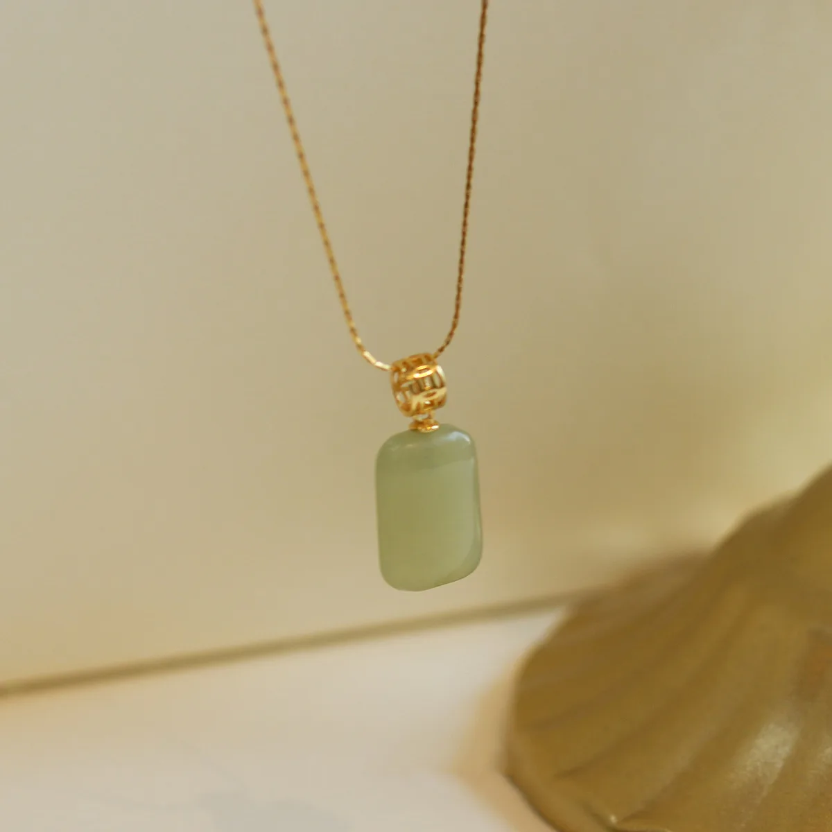 Ventfille Hetian Jade Pendant Necklace for Women Girl Gift Light Luxury Niche 2022 New 14k Gold Plated Clavicle Chain Jewelry