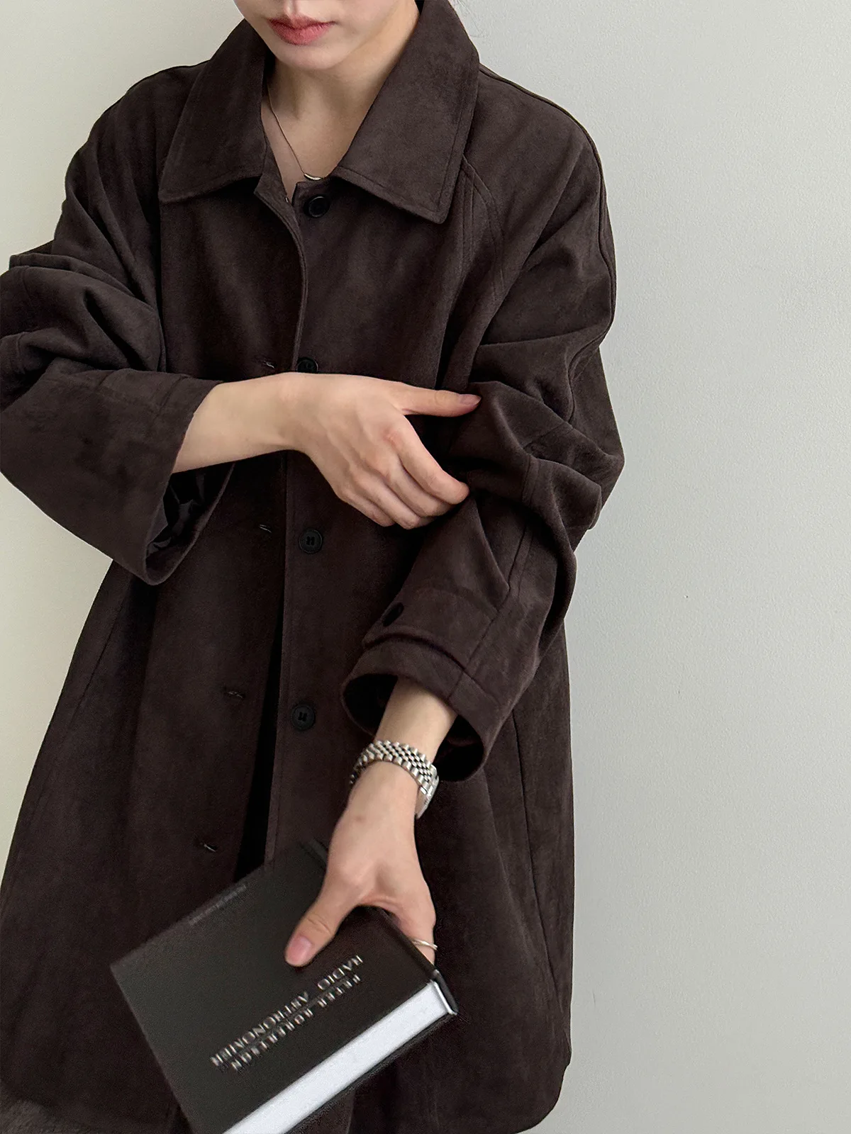 SuperAen Estilo Europeu e Americano Feminino Nova Moda 2025 Blazer de Manga Comprida de Cor Sólida