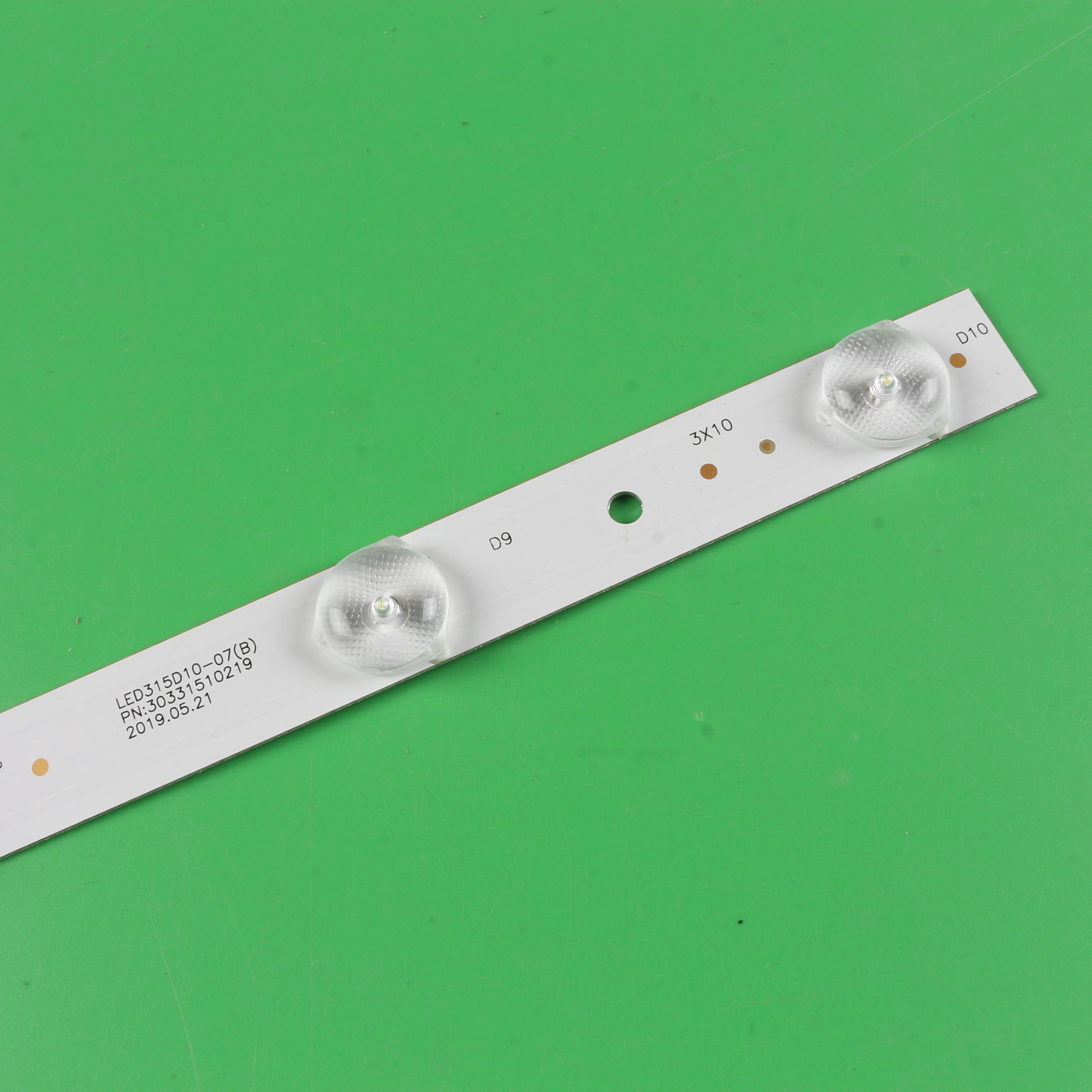 LED قطاع LSC320AN02 LSC320AN10-H LC320DXJ LC320DXY LK315T3HC1K LQ315T3HC34 V320BJ6-Q01 V320BJ7-PE1 LE32K5000T LE32K5500T