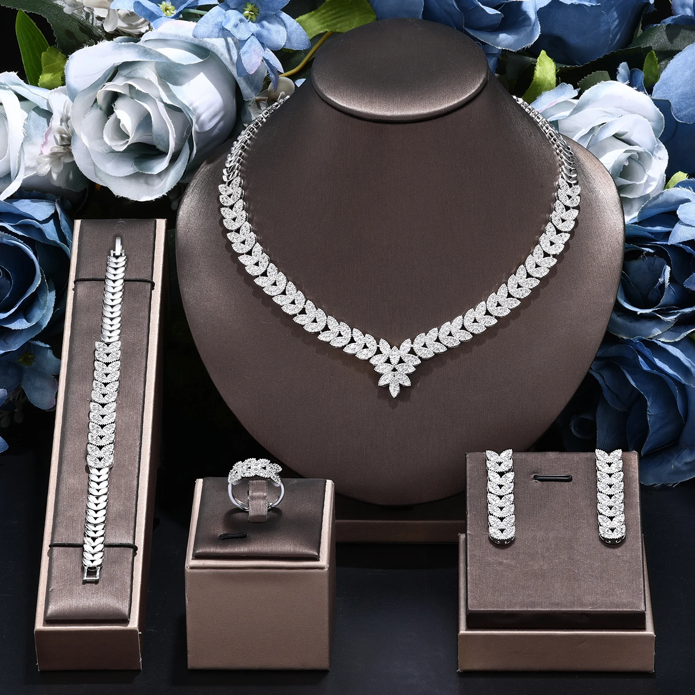 

New Elegant Women's 4-Piece Bridal Wedding Jewelry Set Necklace Bracelet and Earring Jewelry Set