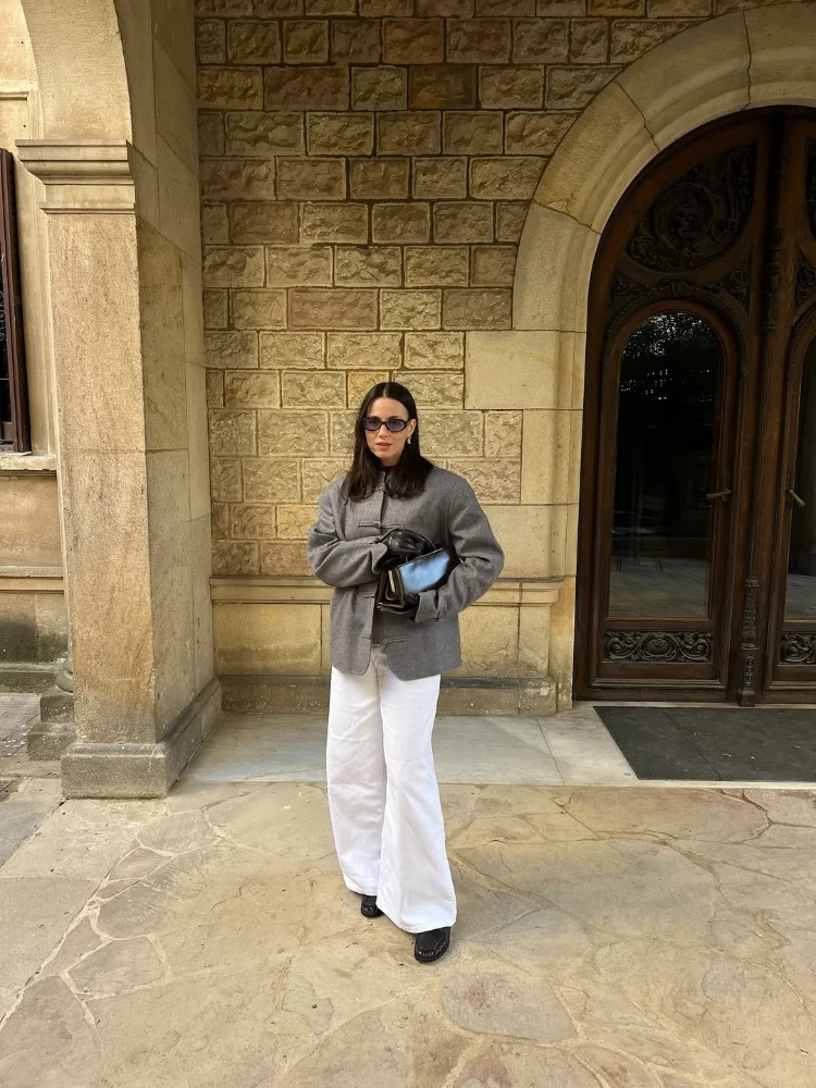 

Женское элегантное серое шерстяное пальто А-силуэта с модным приталенным воротником-стойкой и пуговицами-лягушками, новинка 2026 года, универсальный весенне-осенний наряд