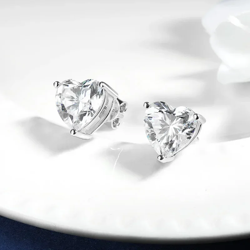 1/2/4CT Heart Cut Moissanite Stud Earrings S925 Sterling Silver Women D Color Diamond Earrings Wedding Birthday Jewelry Gift GRA