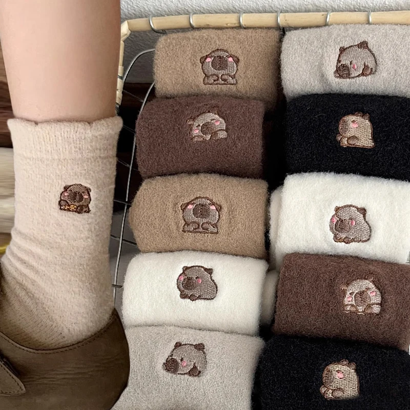 

Cute Capybara Imitation Mink Socks Winter Ins Thickened Warm Mid-tube Stockings for Women Girls Fashion Floor Sleeping Socks