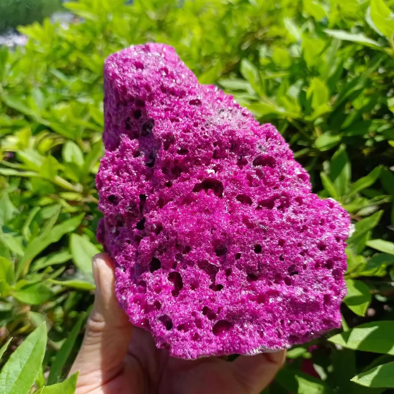 

Natural Ruby Mineral Spirit, Quartz Crystal, Rough Red Corundum, Original Gemstone Sample Treatment