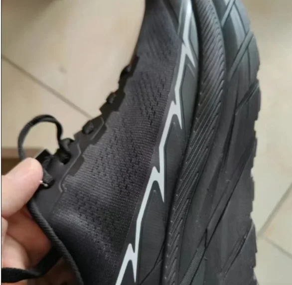 

Outdoor Casual Shoes Basketball Shoes Men's Running Shoes Lightweight Breathable Men's and Women's Sneakers