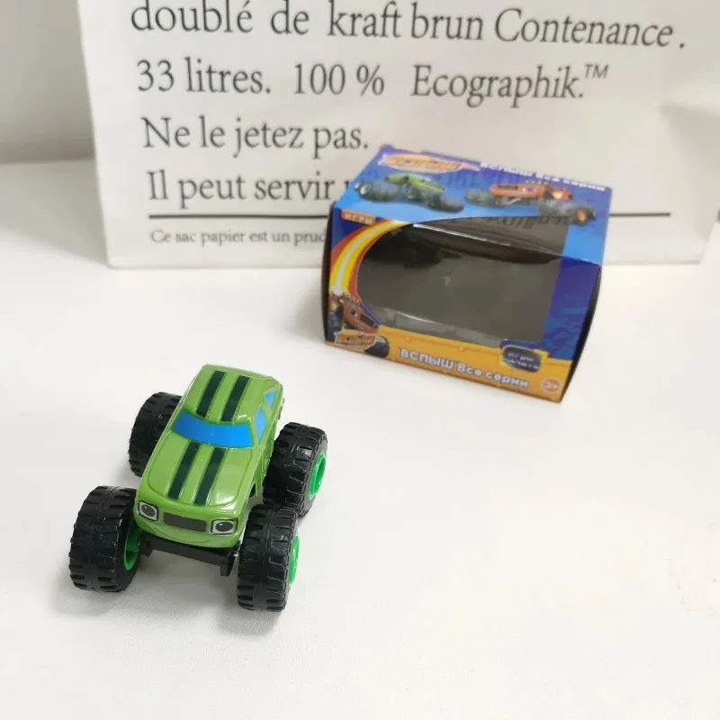 Klassisches Flammen-Automodell, Trägheits-Druckgussauto, Renngrafiken, Flammen-Kinderspielzeug, Monster-Trucks, Spielzeugautos für Kinder. – Detail 4
