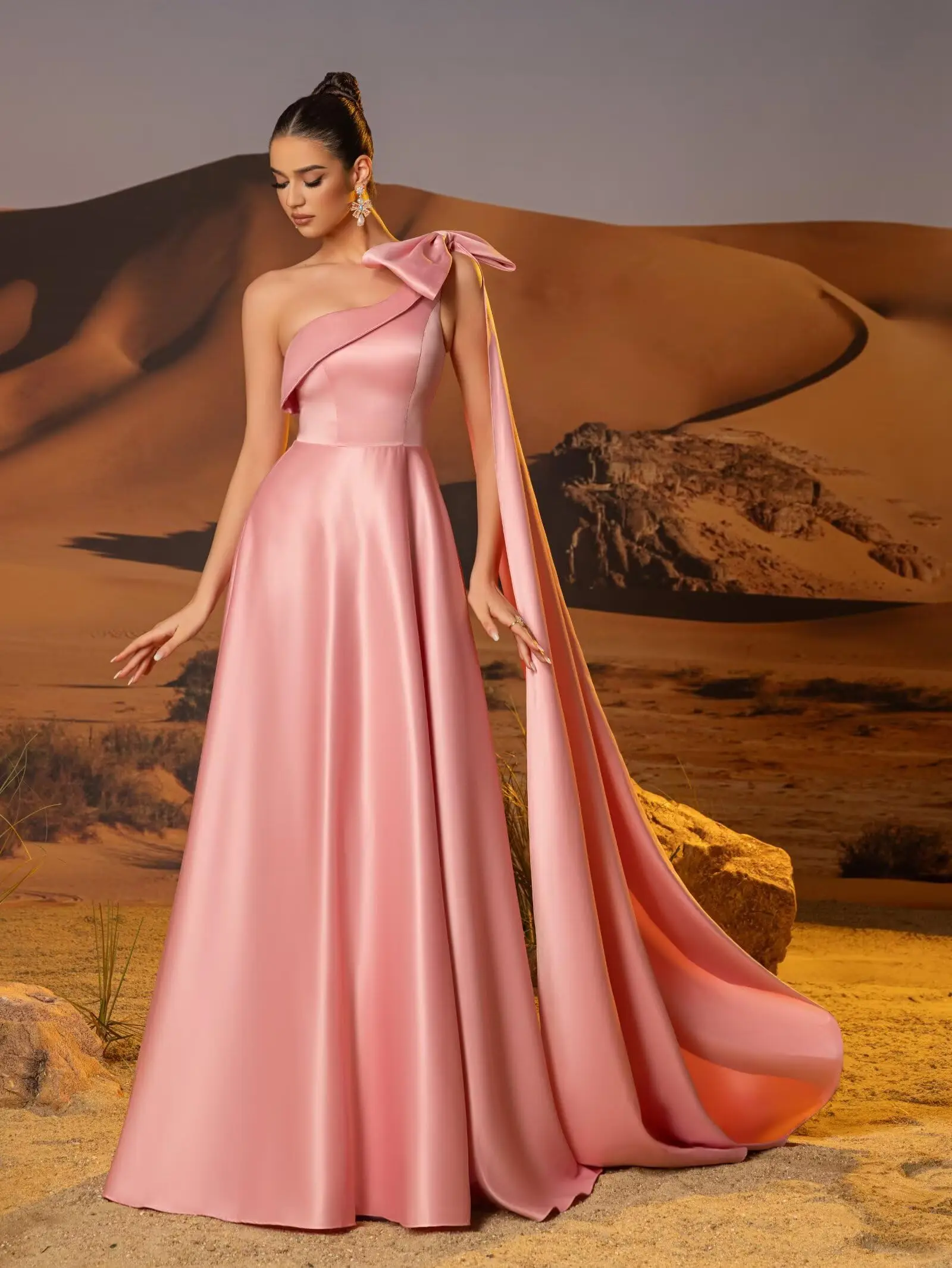 

One Shoulder Satin Prom Dresses Long Strapless Formal Evening Party Gown Elegant Bow Tied Ball Gown with Wing