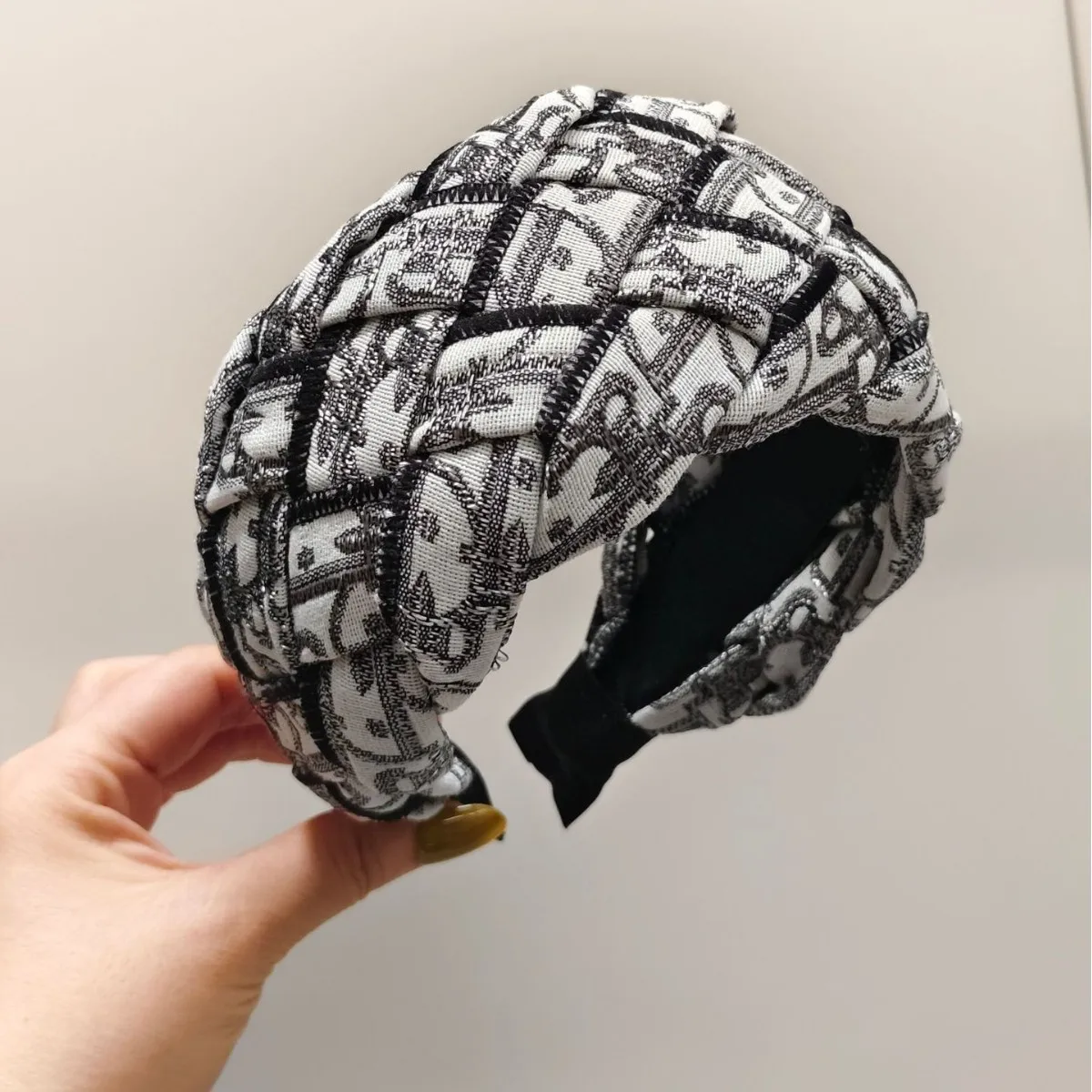Hot-selling Retro Chic Handwoven Premium Printed Lettering  Wide Headband