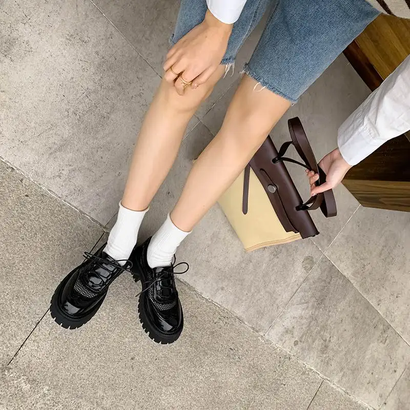 Krazing Pot Cow Leather Round Toe Thick Bottom Carving Air Mesh Height Increasing Shoes White Sneakers Lace Up Platform Pumps