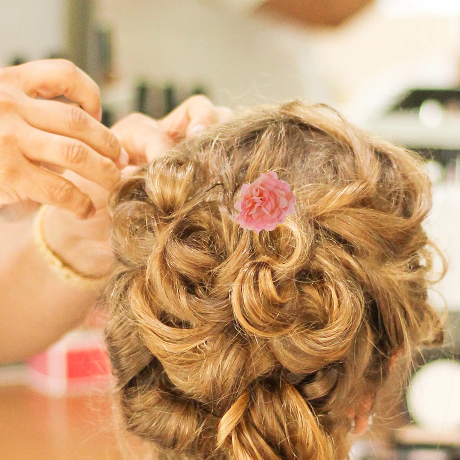 

21Pcs Flower Hair Clips for Women 3D Layered Petal Design Elegant Realistic Floral Hair Accessories for Wedding Holiday