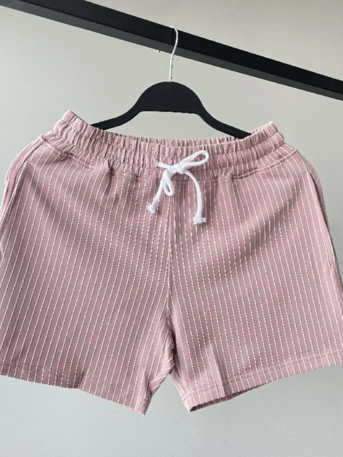 

Высококачественные хлопковые мужские спортивные шорты в полоску с карманами, прямого кроя, со средней посадкой, дышащие, летние, модные