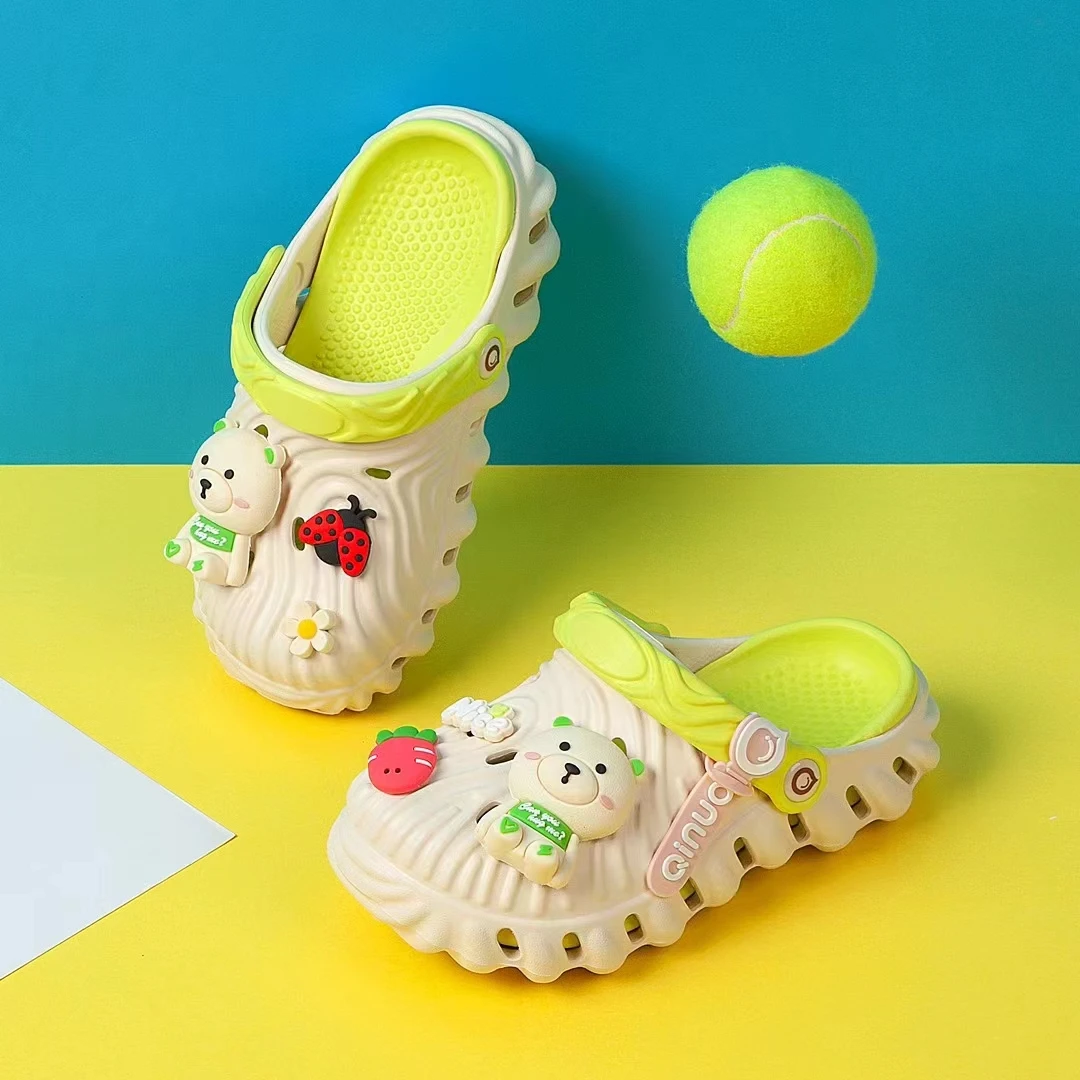 Children Garden Shoes Cute EVA Cartoon Beach Sandals Babies Summer Slippers High Quality Soft Kids Outdoor Slippers Flip Shoes