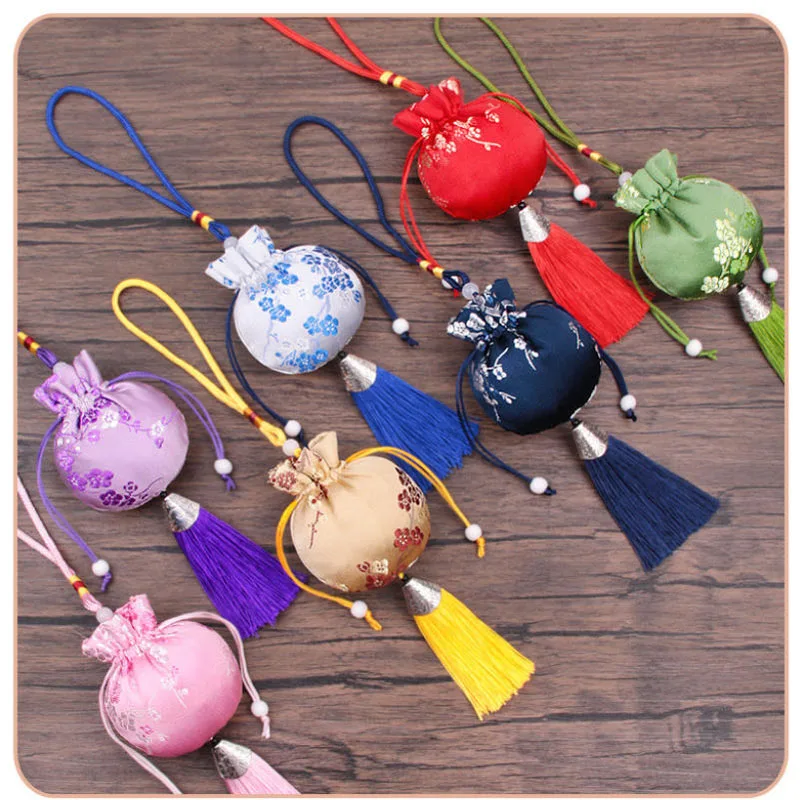 20pcs/Lot Ancient Chinese Silk Sachet Plum Blossom & Dragon Pattern Drawstring Gift Bag With Tassel Embroidery Pouch Decoration