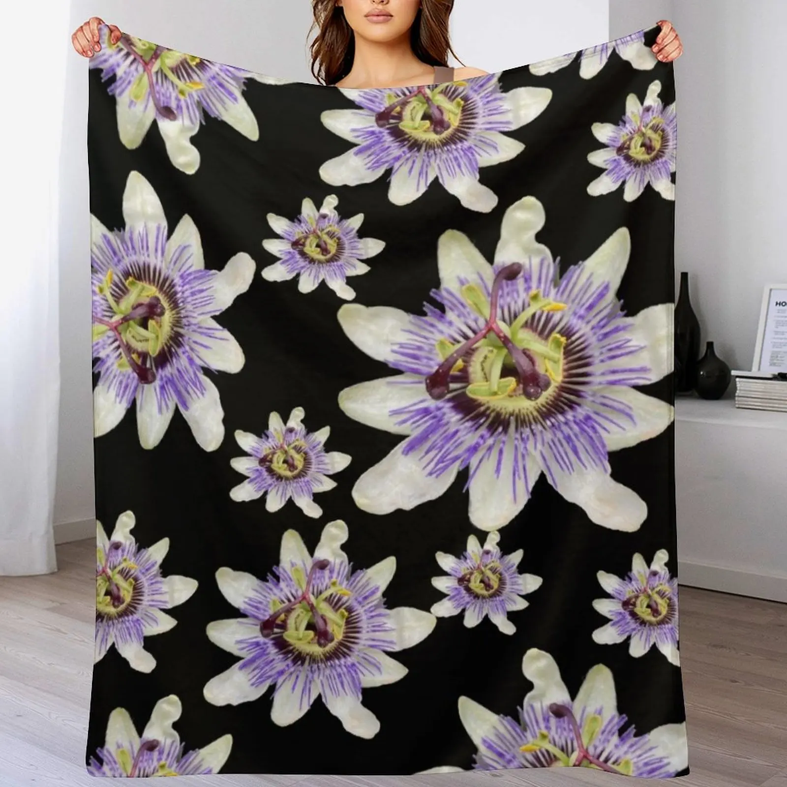 

Bluecrown Passion Flower Pattern Throw Blanket Thermal blankets and throws Hairys Blankets