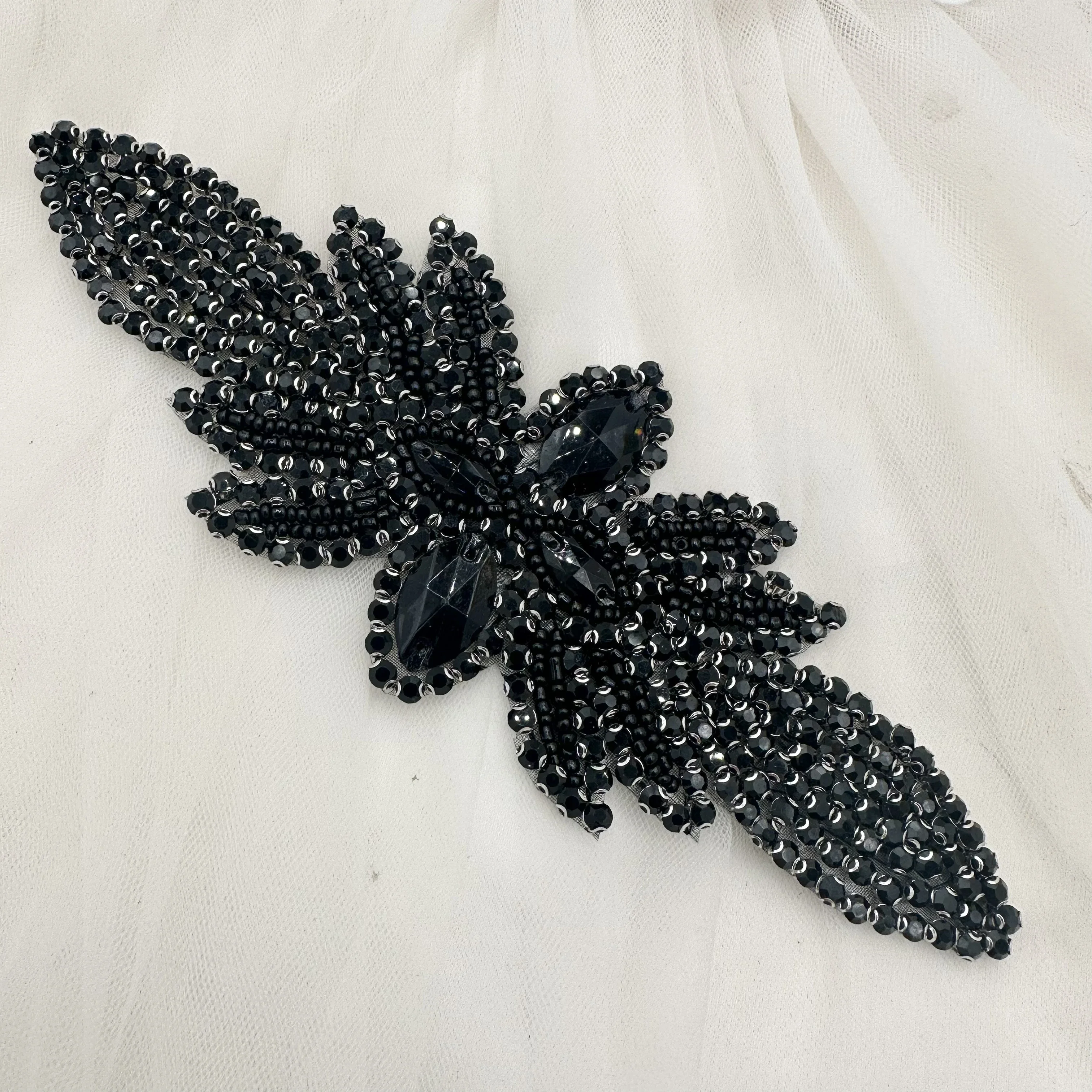 Perles en verre noires à strass cousues à la main pour robes de mariée, robes de soirée et accessoires vestimentaires pour femmes