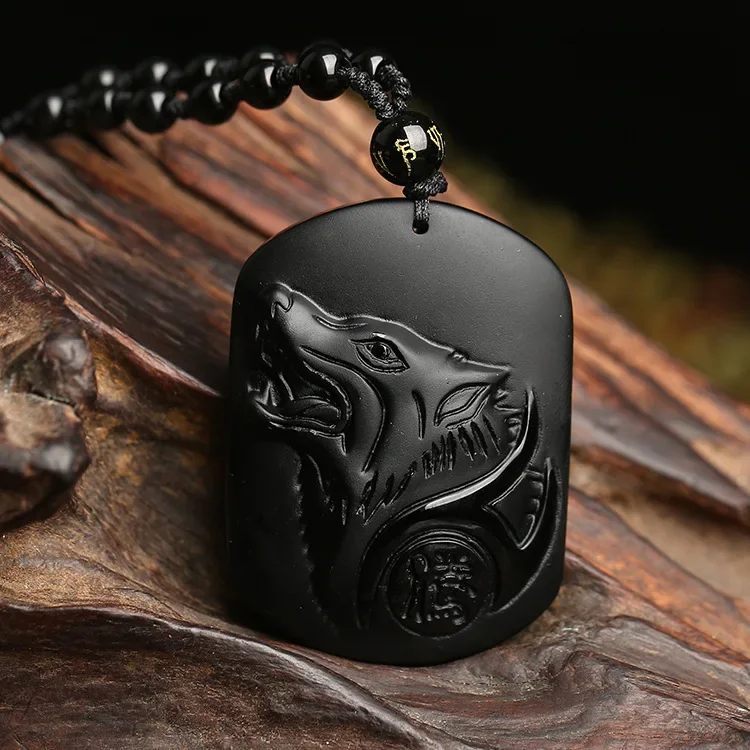 Vintage Obsidian Wolf Head Amulet Pendant Engraved Necklace for Men and Women Lucky Amulet Fashion Jewelry Gift