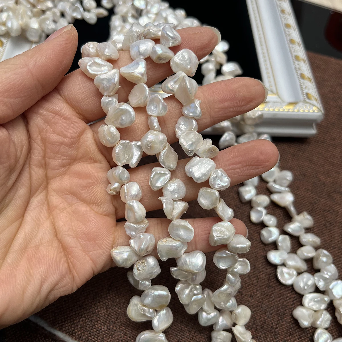 

Natural Freshwater Pearl Petal-Shaped Pearl 9-10mm For Jewelry Making DIY Necklace Earrings Bracelet Accessory