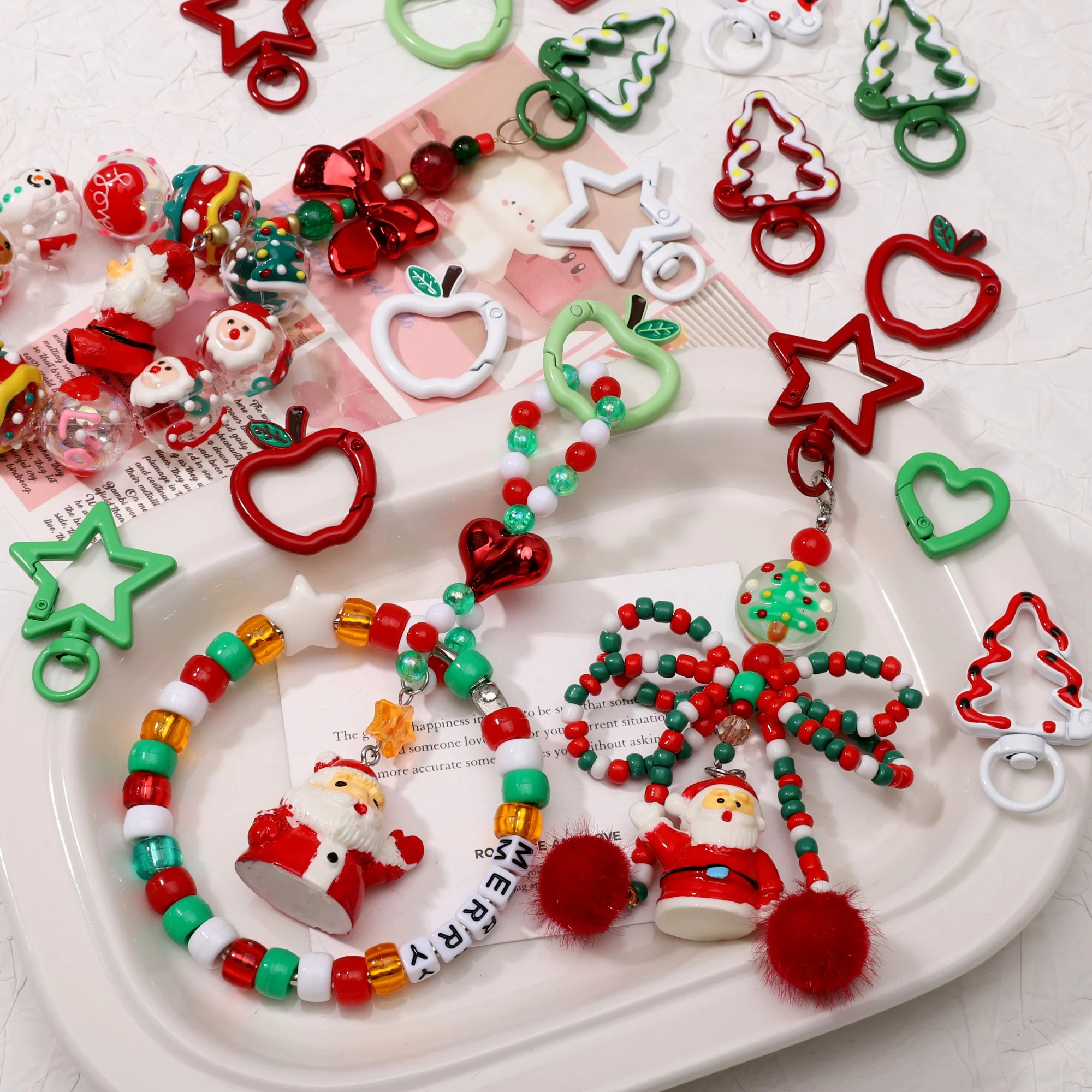 

1PC Alloy Keychain Connector - 5-Pointed Star Love Heart Christmas Tree Apple Shape DIY Jewelry Gift for Holiday Party Bag Charm