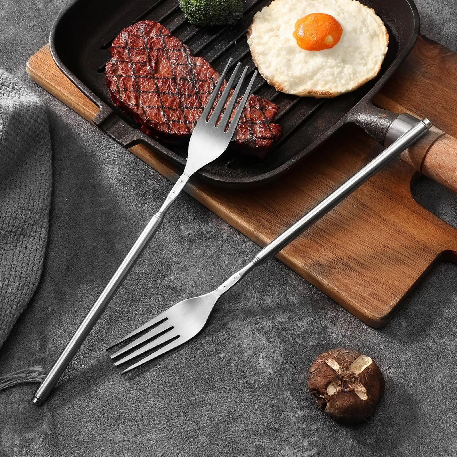 Telescoping Fork Stainless Steel Long Handle Extension Fork Camping Kitchen Supplies for Home Office School Dinner Lunch Fruit