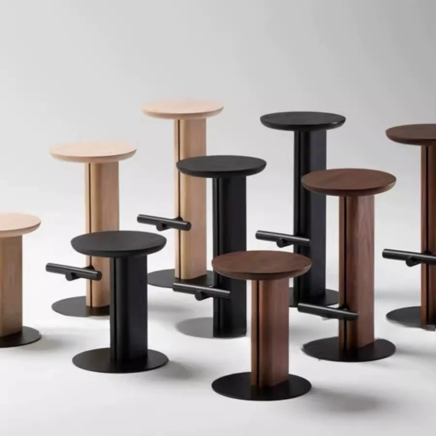 Sedia da bar nordica in legno massello sedia da bar in metallo di lusso leggero sgabello alto creativo semplice seggiolone sala reception sgabello da bar