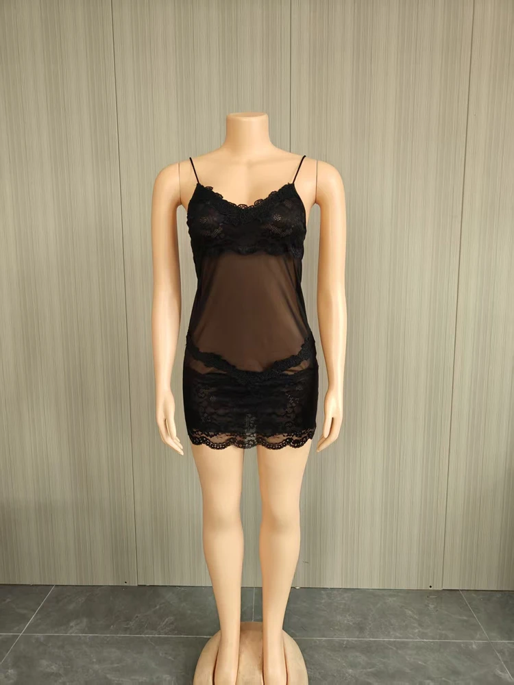 Sexy Spaghettiträger-Minikleid aus transparentem Mesh mit floralen Spitzenapplikationen, durchsichtiges, figurbetontes kurzes Kleid für Damen, Party- und Nachtclub-Outfit – Detail 8