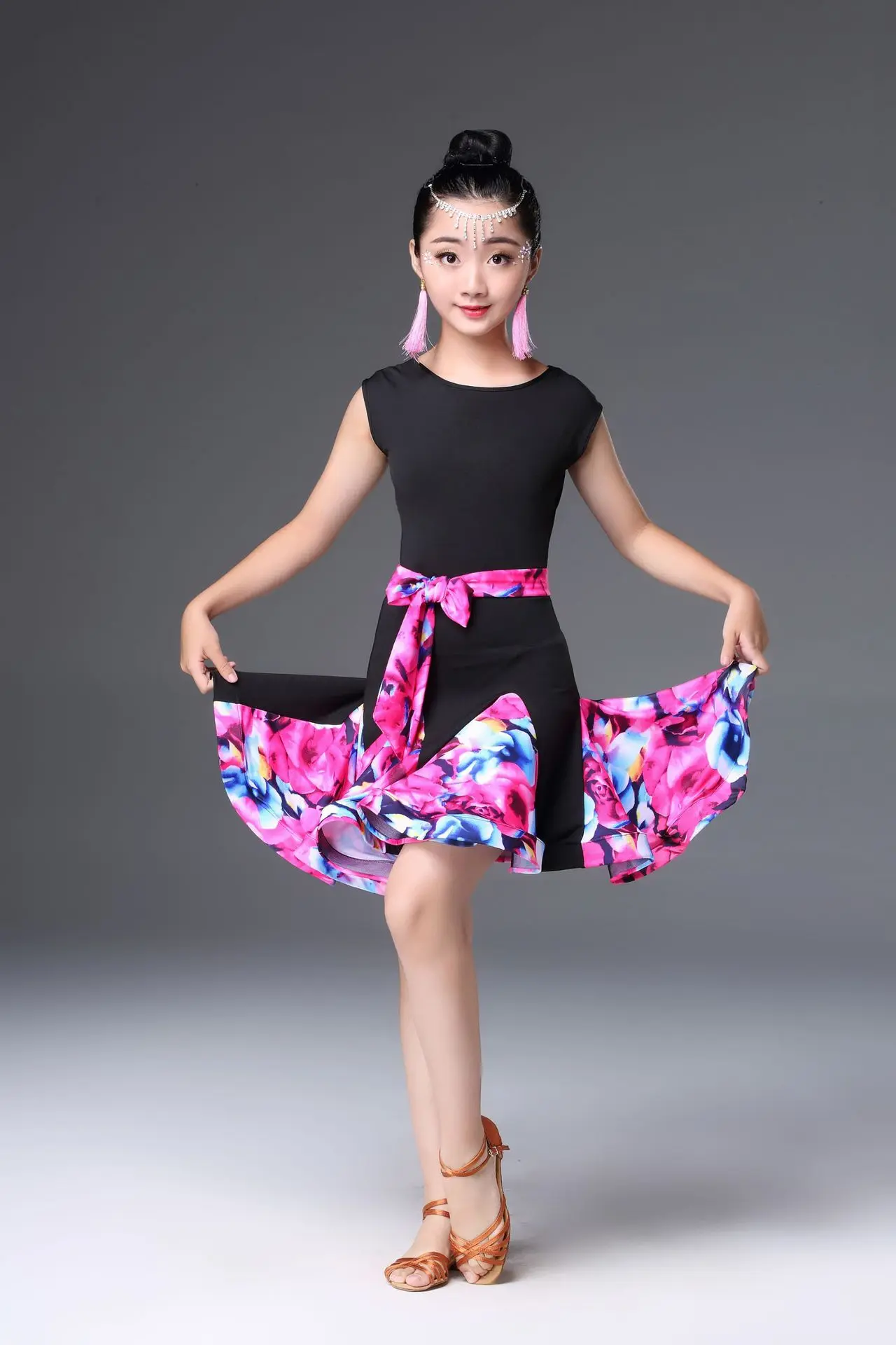 New Children's Latin Dance Practice Dress Performance Costumes Latin Dance Skirt Girls' Long Short Sleeve Dress