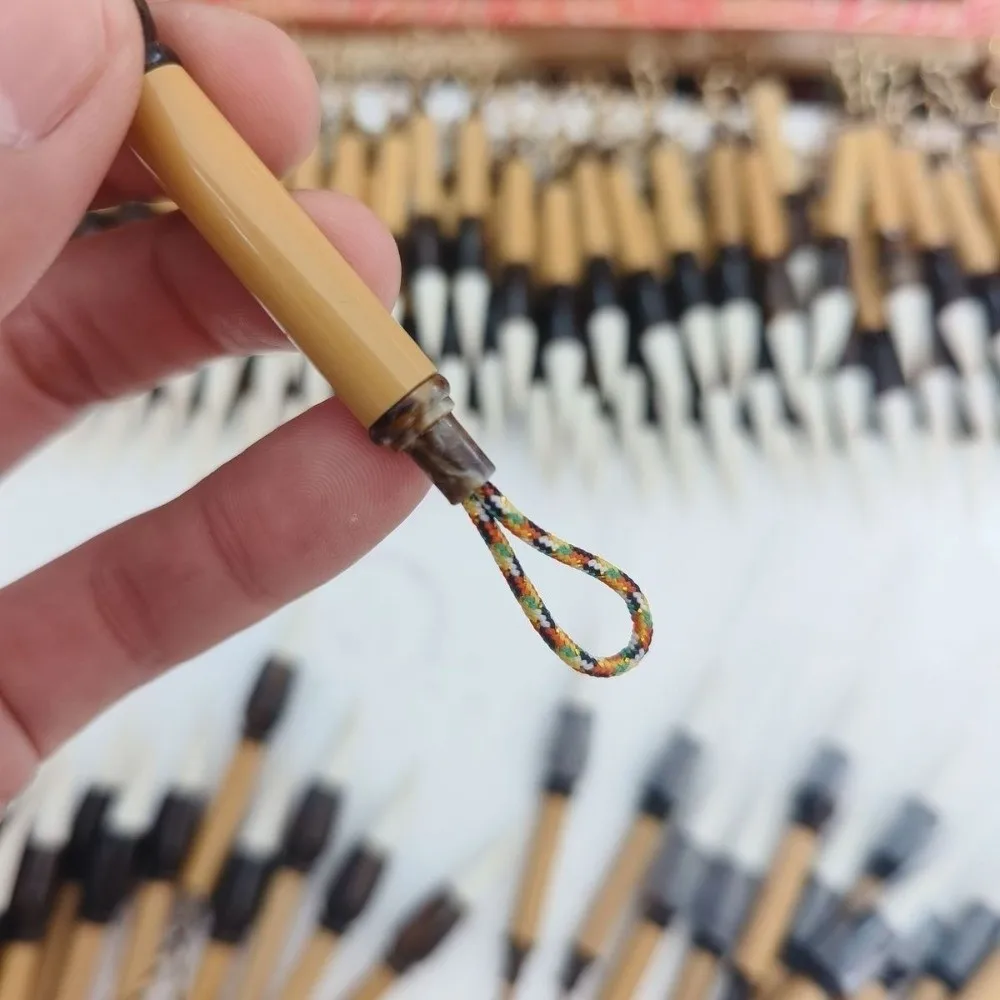 Portable Mini Chinese Calligraphy Brush 9cm Size Small Pocket Size Writing Brush Reusable Bamboo Handle