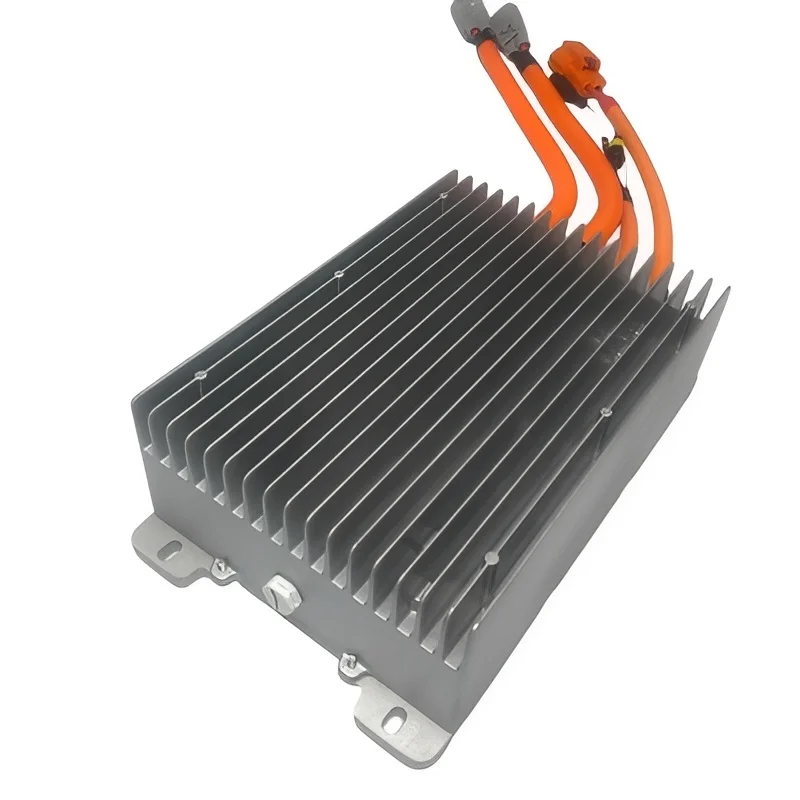 

New 80V~700V to 14V/27V/48V 1.8KW Step-down DC/DC Converter for Electric Vehicles for Replace/Repair