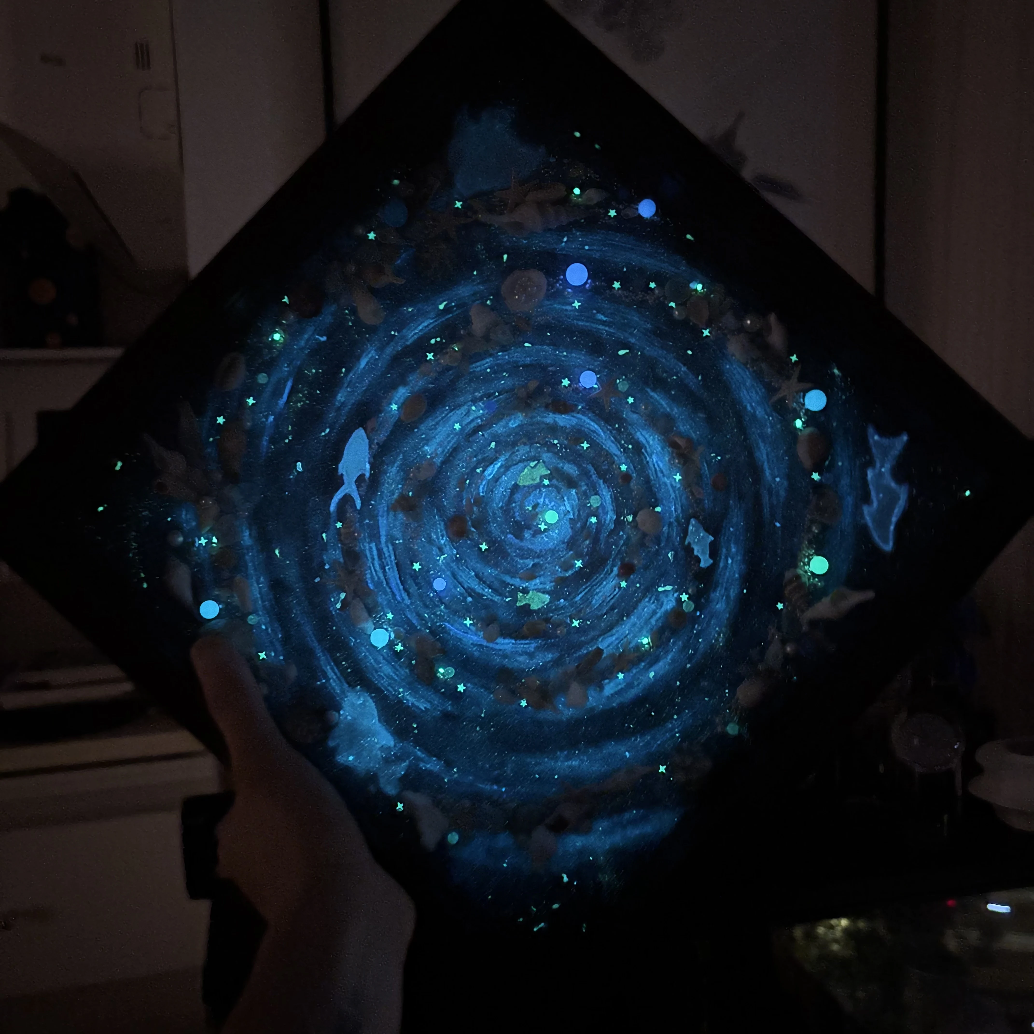 Glow‑in‑the‑Dark Shell Swirl Specimen Art, Handmade Mineral DIY Decor Painting, Unique Blue Gift for Boyfriend & Girlfriend