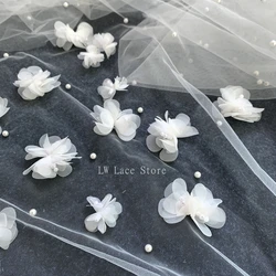 4CM, 3.5CM Delicate Off White Color 3D Flowers Handmade Beading Appliques Sewing on Wedding Veil Decorations 20 Pieces/Bag