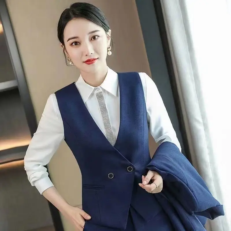 

2024 Women Fashion Spring Summer New Buttons Waistcoat Female Solid Color Sleeveless Coats Ladies V-neck Slim Vest Tops N03