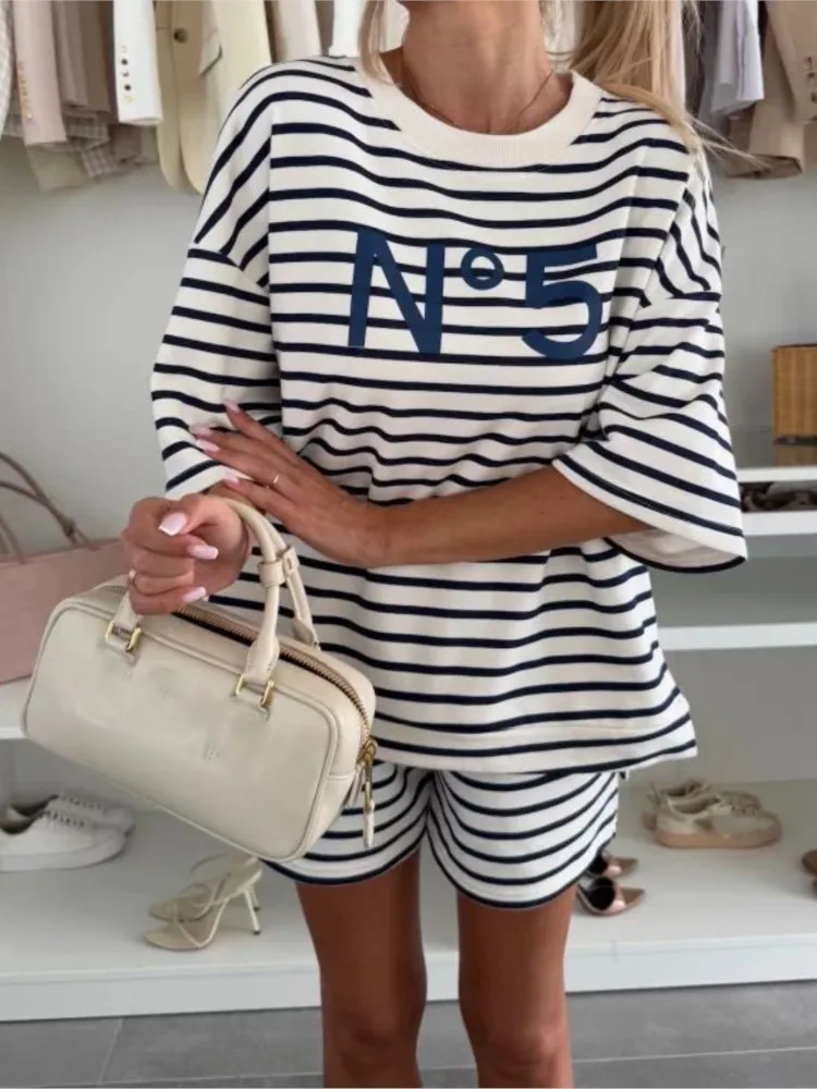 عادية مخطط 2 قطعة مجموعات للنساء موضة قصيرة الأكمام س الرقبة القمم عالية الخصر مجموعة تي شيرتات قصيرة للأطفال سيدة الصيف الرياضة الملابس النسائية #5