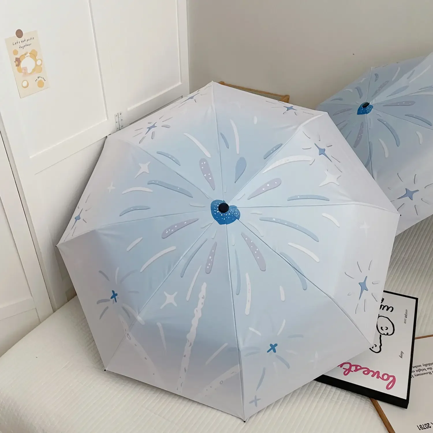 Fully automatic umbrella with dual use for rain and rain, black glue triple fold umbrella for sun protection and UV protection