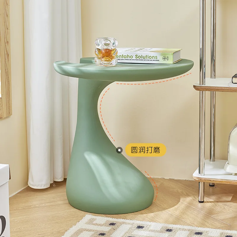 Nordic creative special-shaped sofa side table simple household plastic coffee table small apartment balcony round table