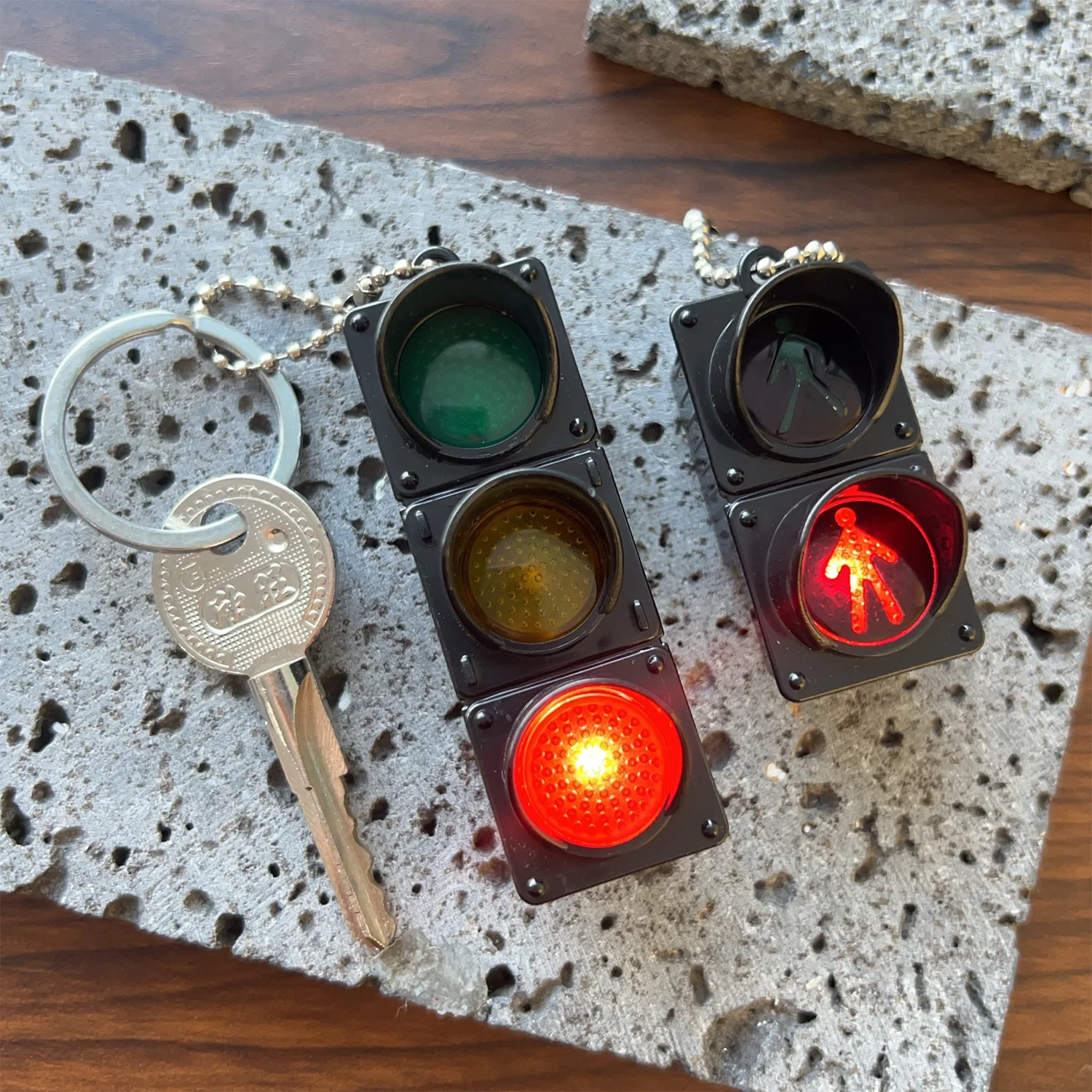 LED Traffic Light Keychain, Safety Key Ring