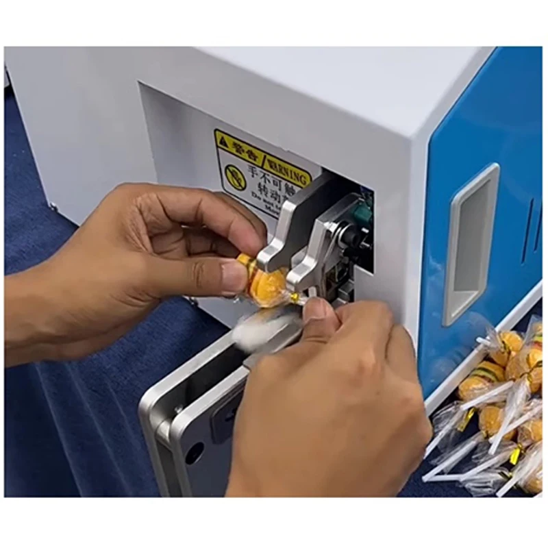Fully automatic gold wire tying machine lollipop bread food bag bundling equipment power supply data cable hanger tying machine