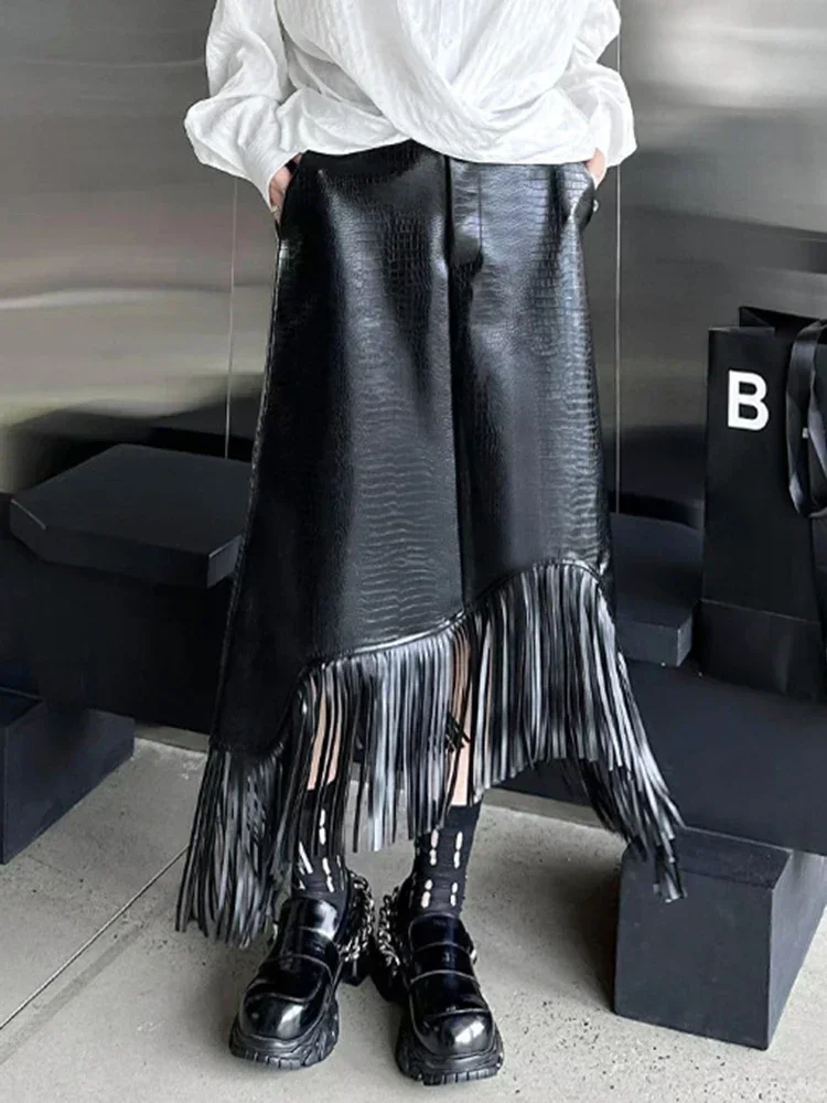 

High Elastic Waist Black Pu Leather Tassels Irregular Half-body Skirt Women Fashion Tide New Spring Autumn 2023